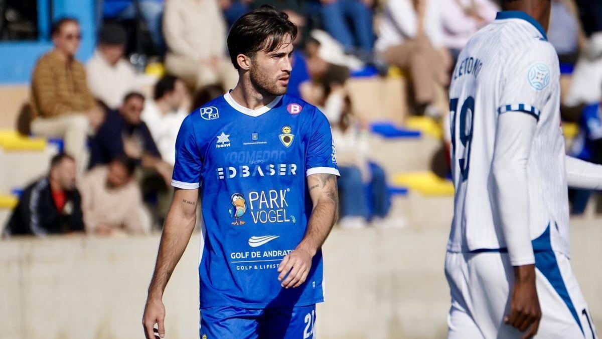 David Valverde, en un partido del Andratx esta temporada