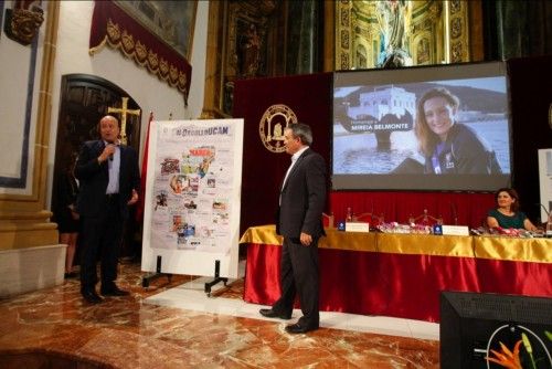 La UCAM rinde homenaje a Mireia Belmonte