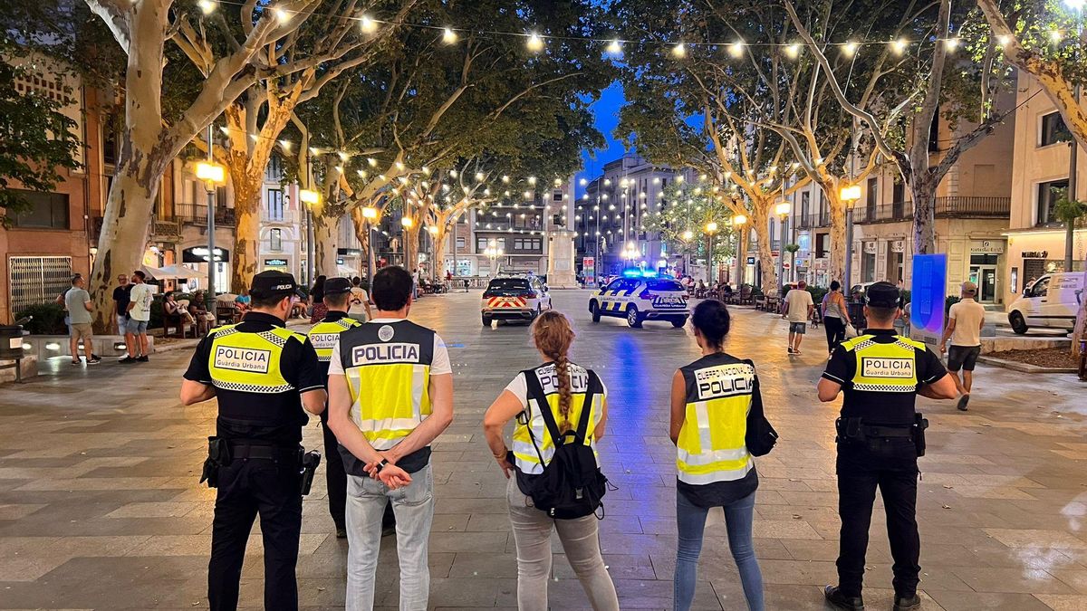 Un nou dispositiu a la Rambla de Figueres acaba amb 32 denúncies i un detingut