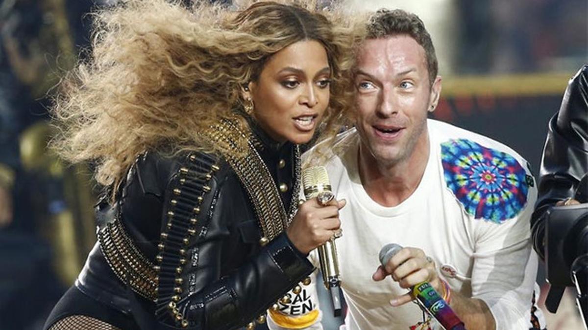 Beyoncé y Chris Martin actuaron al descanso de la Super Bowl