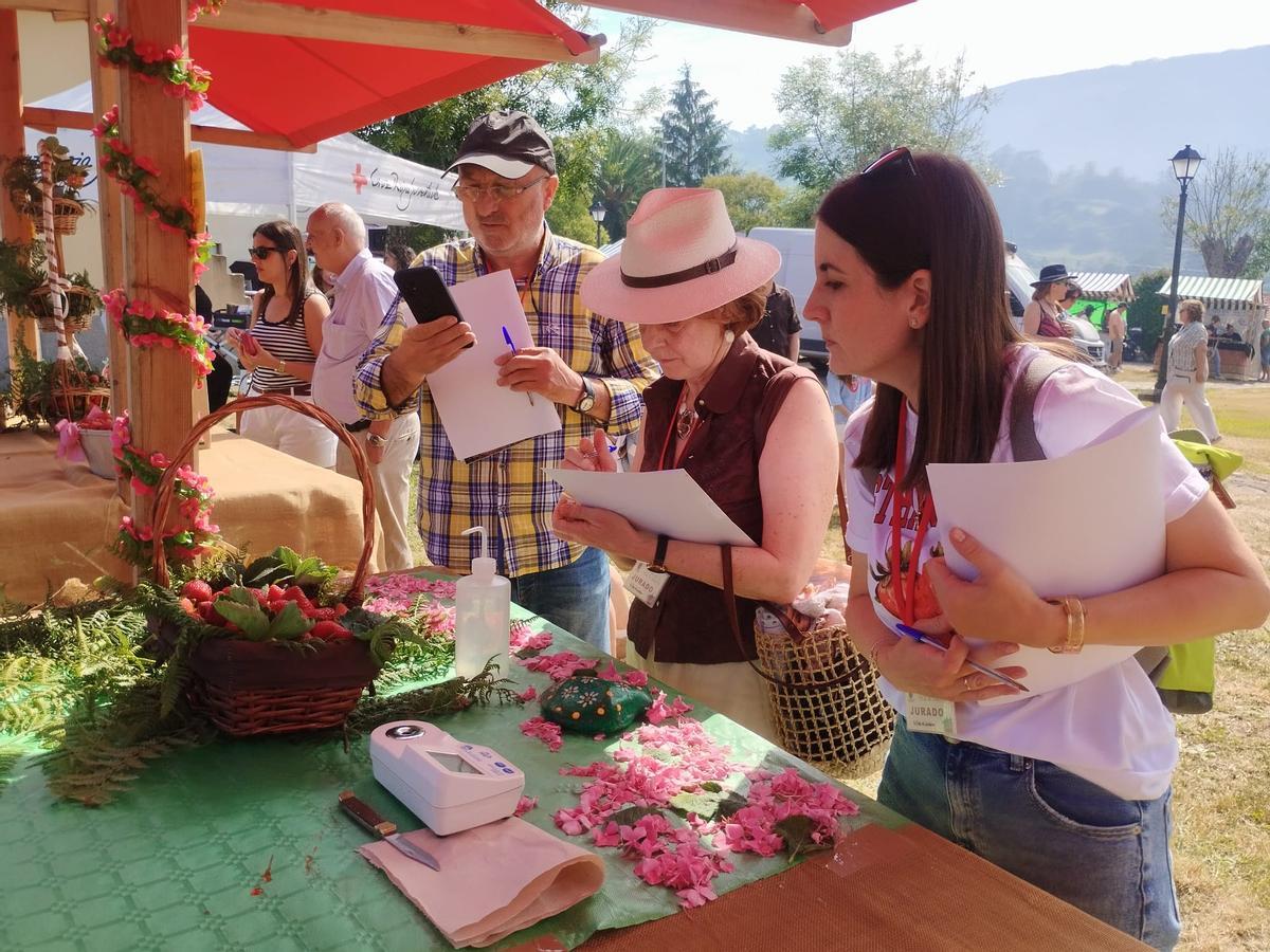 El Festival de la Fresa de Candamo, en imágenes