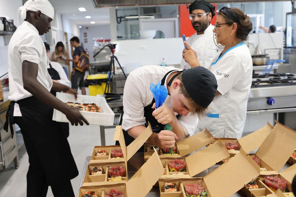 Todas las imágenes del taller de cocina en el IES Macabich de Ibiza