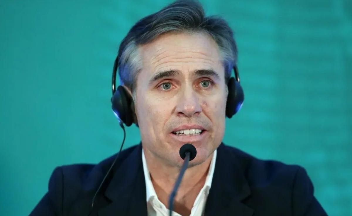 Miguel Corona, durante su presentación como nuevo director técnico del Panathinaikos