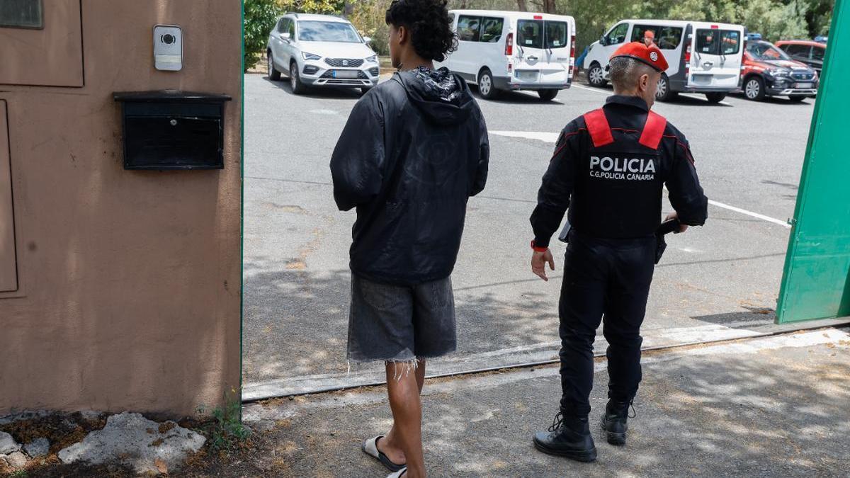 Registran un centro para menores inmigrantes de Las Palmas por delitos de lesiones y odio