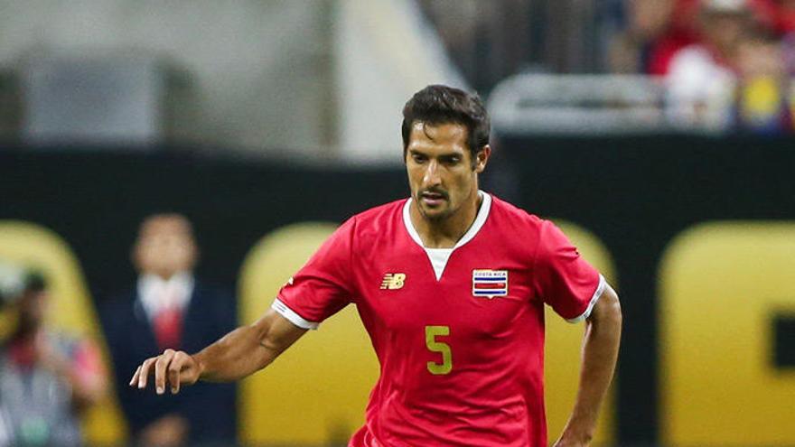 El deportivista Celso Borges, en un partido con su selección.