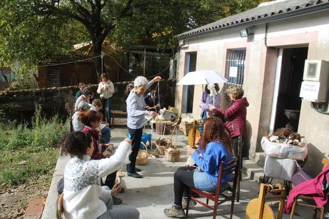 "Hilando Tradiciones" para despedir el año en la Alta Sanabria