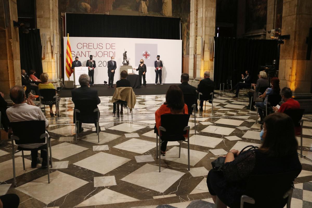 L’escriptor rubinenc Enric Larreula, distingit amb la Creu de Sant Jordi