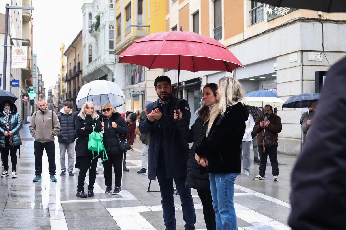 Alvise se estrella en Zamora: escasa afluencia a su acto de campaña