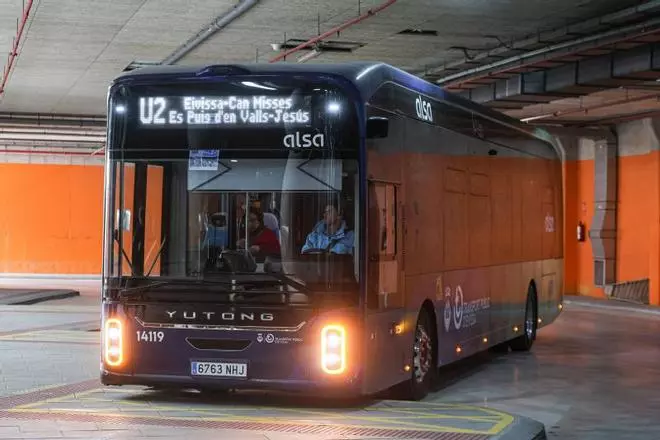 Moverse por Ibiza el día del eclipse: más autobuses en unas líneas y otras sin servicio