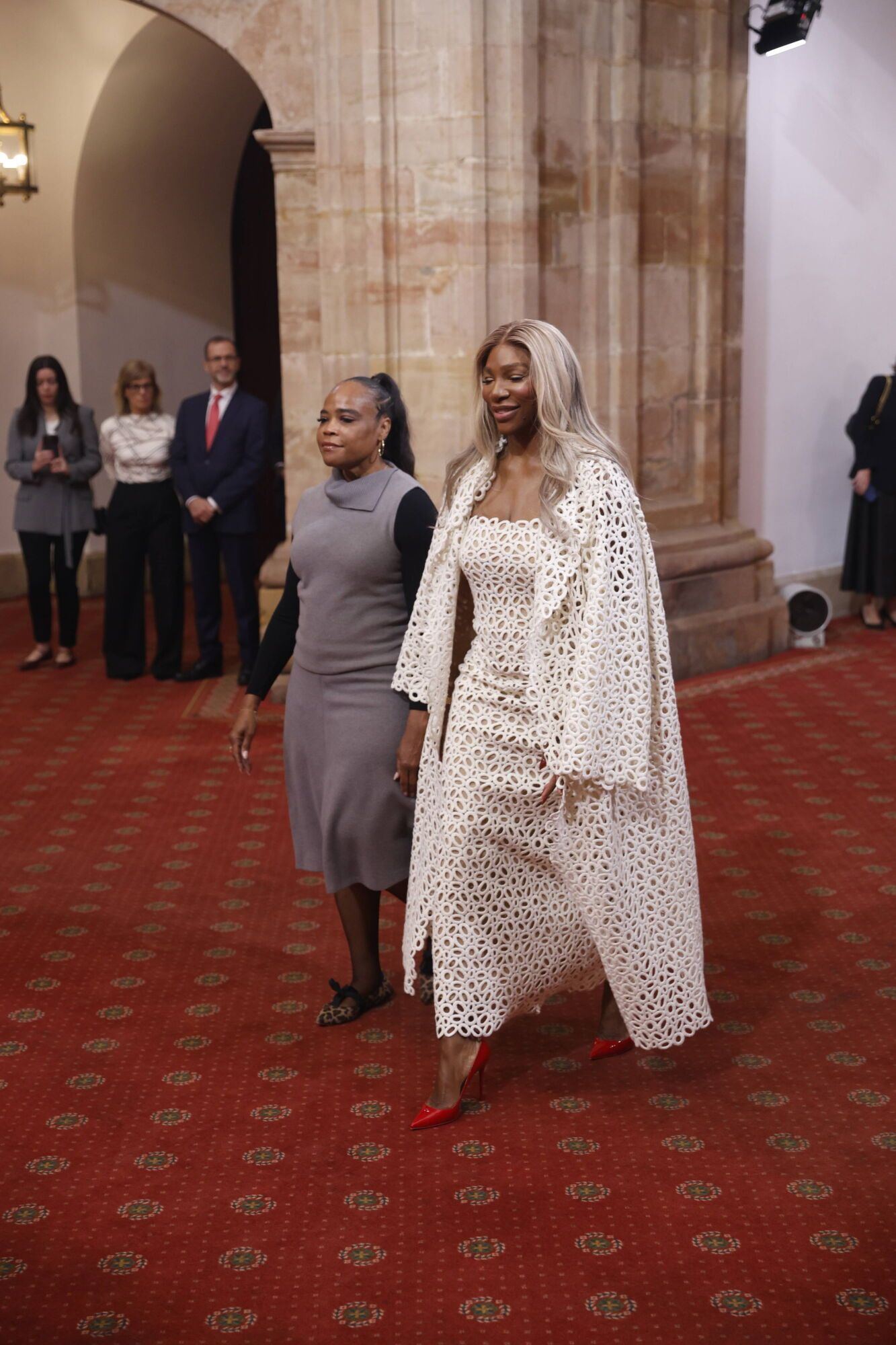 EN IMÁGENES: El hotel de la Reconquista se convierte en el epicentro de los premios "Princesa" en las horas previas a la ceremonia