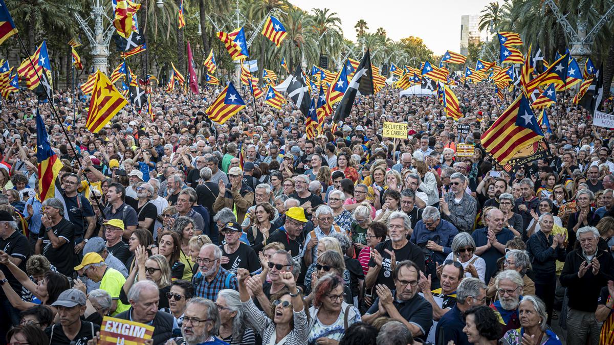 Manifestación en Barcelona para reivindicar el 1-O