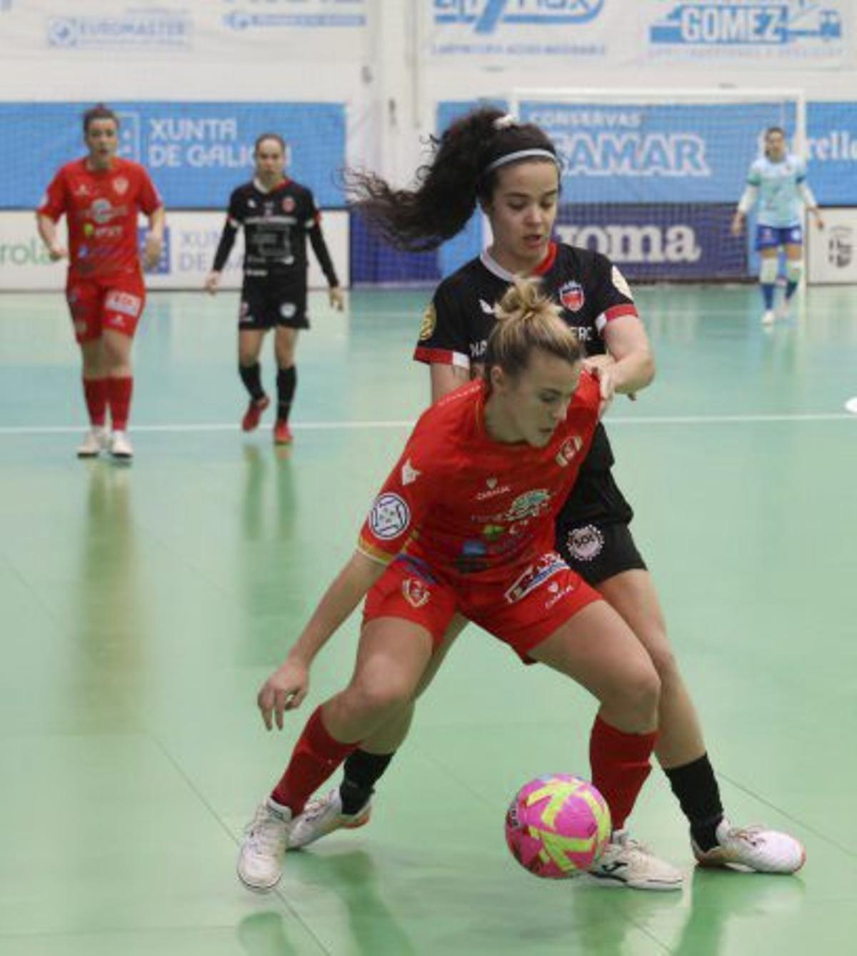 Partido entre el Poio y el Futsi. | GUSTAVO SANTOS