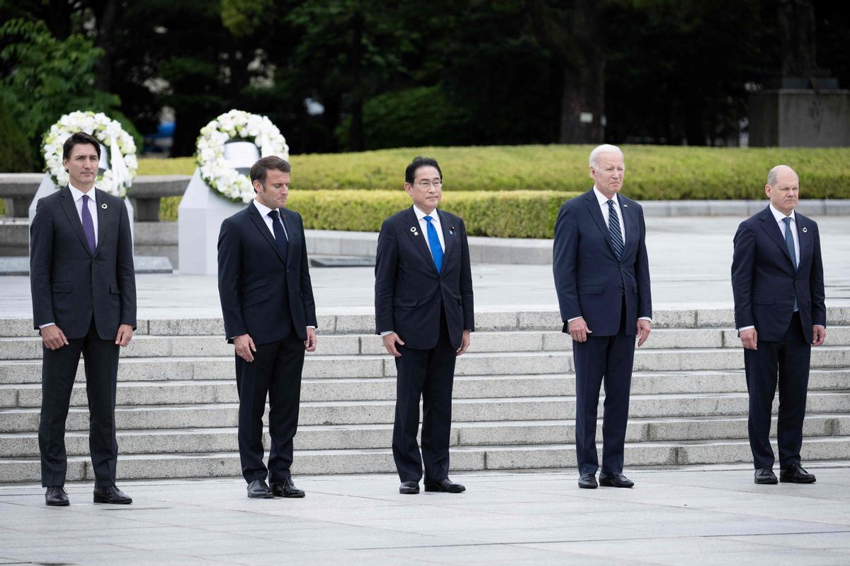 Los líderes del G7 visitan el Memorial Park para las víctimas de la bomba atómica en Hiroshima, entre protestas