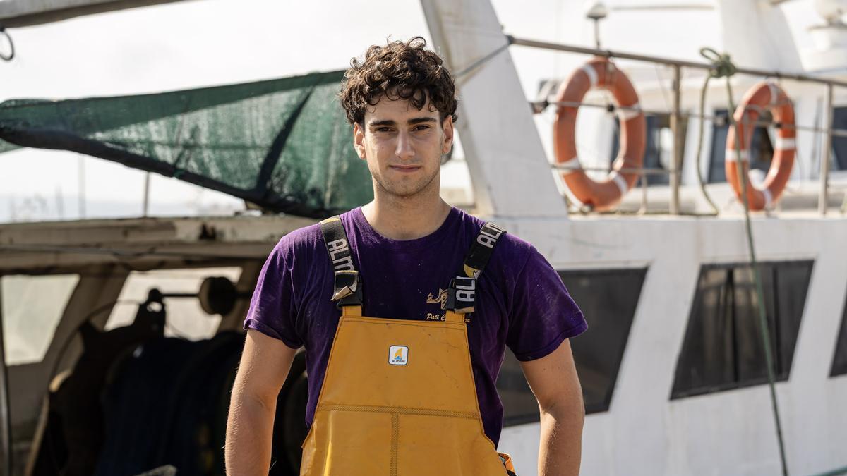 Aritz Agirre, l'estudiant basc que ha escollit Palamós per conèixer de primera mà la pesca de la gamba.