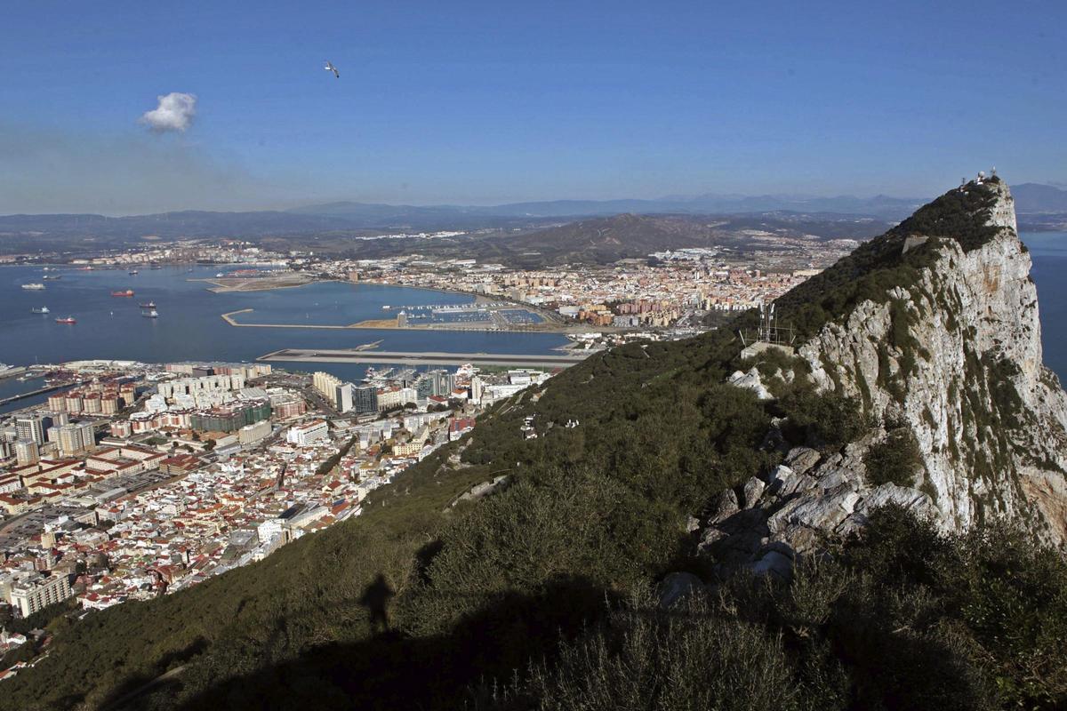 Vista de Gibraltar desde el Peñón.