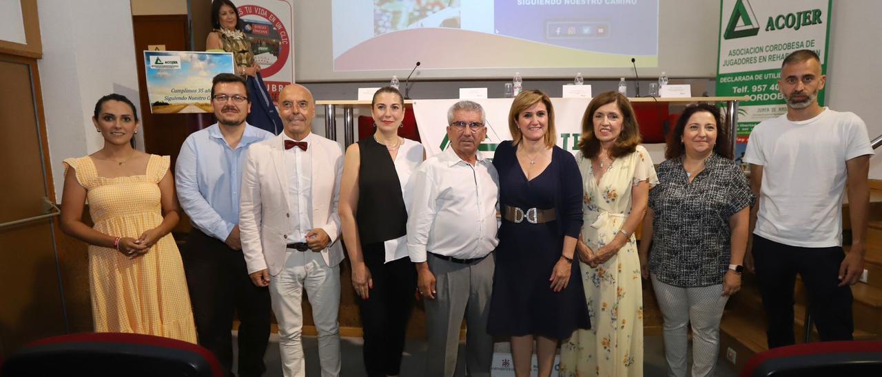 Autoridades y  representantes de Acojer, en el acto de celebración del 35 aniversario.