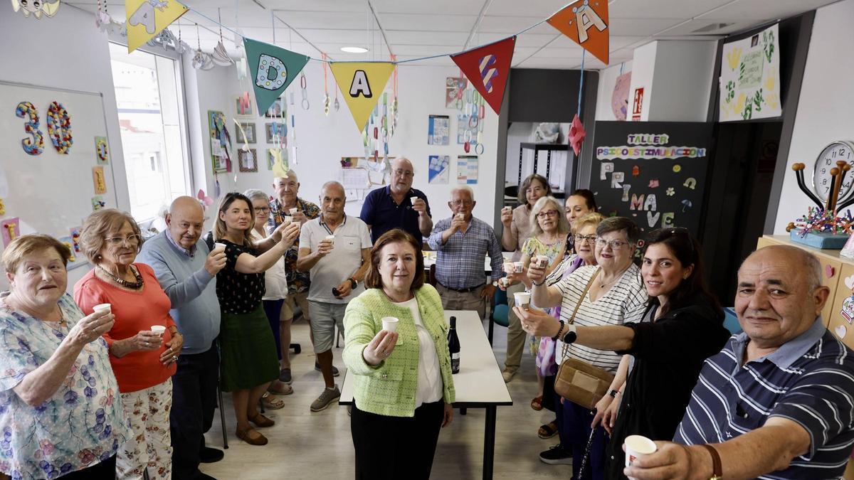 Miembros de Adafa celebrando el treinta aniversario.