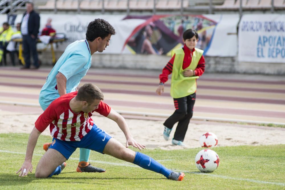 Imágenes del Sporting-Barcelona de juveniles