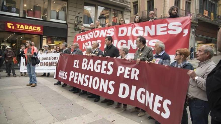 Manifestació de pensionistes a Manresa el maig