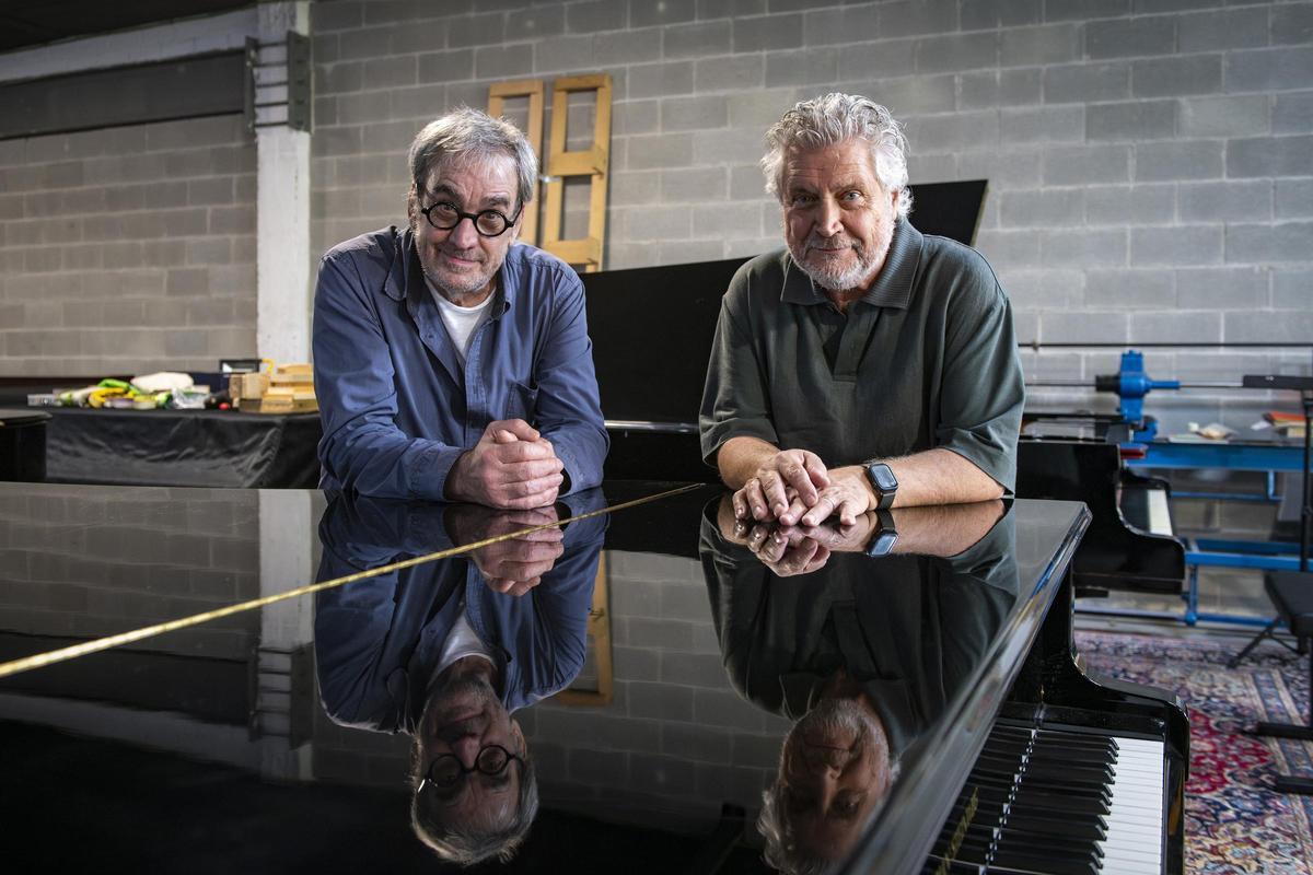 Carles Cases i Manel Camp, en el descans d'un assaig