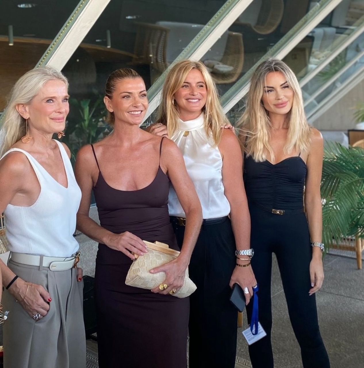 Laura Gallego, la influencer Kelly, María Medina y Soraya Pla..jpeg