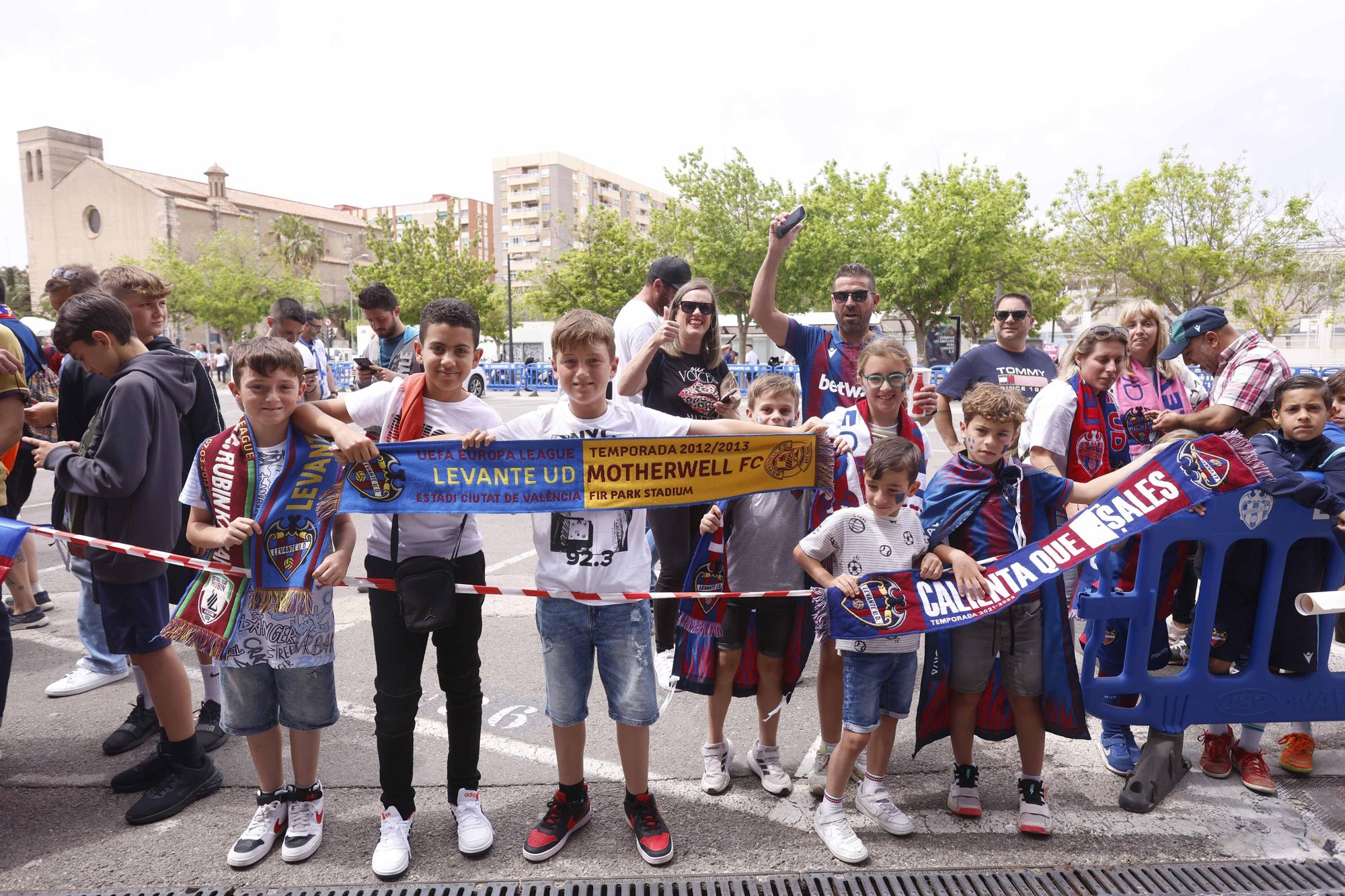 Búscate en el recibimiento al Levante UD antes de enfrentarse al Alavés