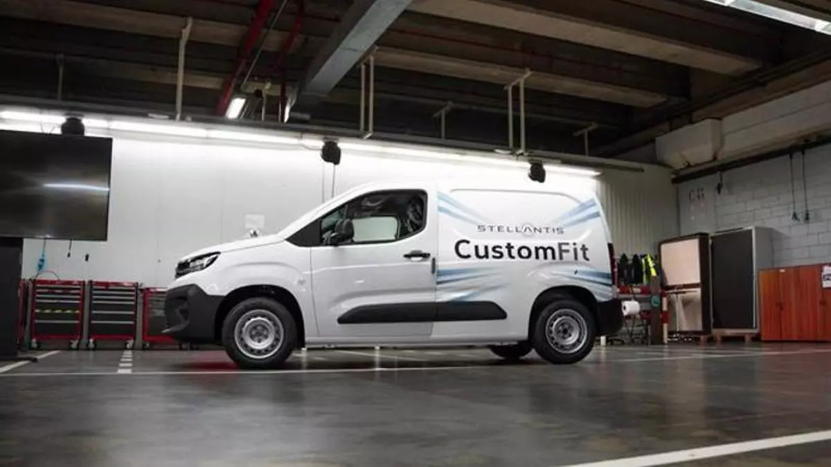 Stellantis lanza una campaña que ofrece vehículos eléctricos de batería a precio de diésel