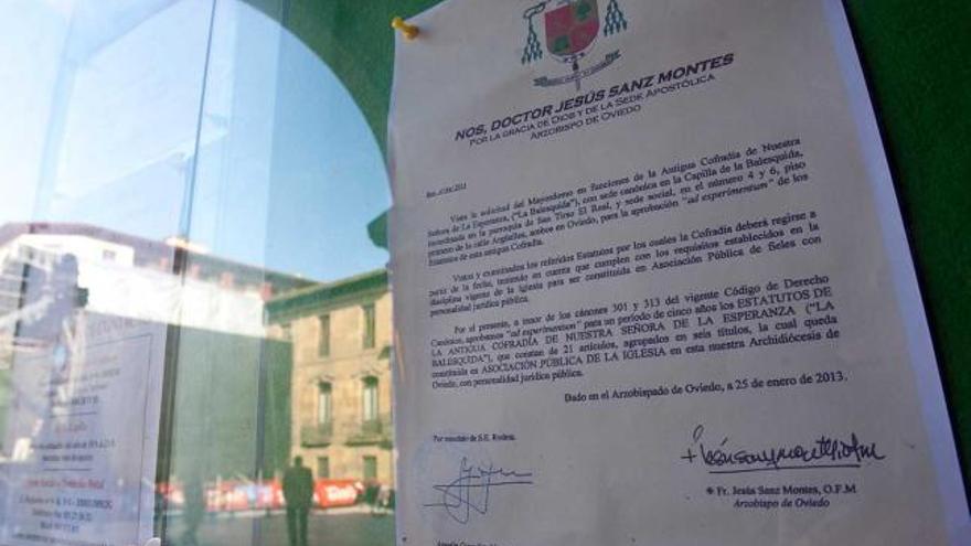 El documento eclesial colgado en el tablón de anuncios de la Balesquida.