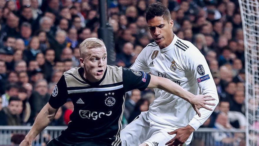 El Ajax se siente más fuerte, Van de Beek está de vuelta