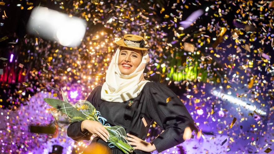 Kimberly Baute, reina de las Fiestas de Mayo de Santa Cruz 2023, elegida entre 35 aspirantes.