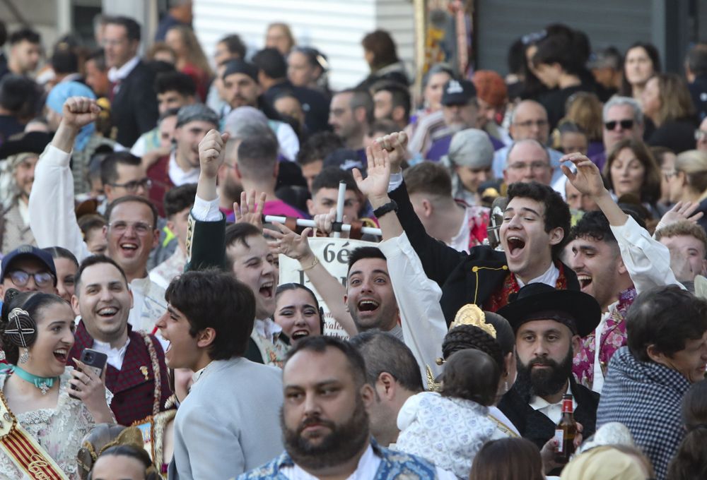 Emoción y nervios en la entrega de premios a las fallas de Sagunt