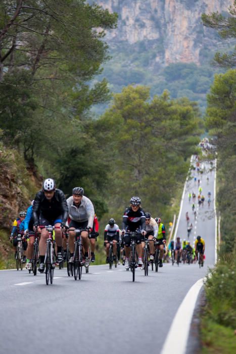 Casi cinco mil ciclistas corren hoy la Mallorca 312