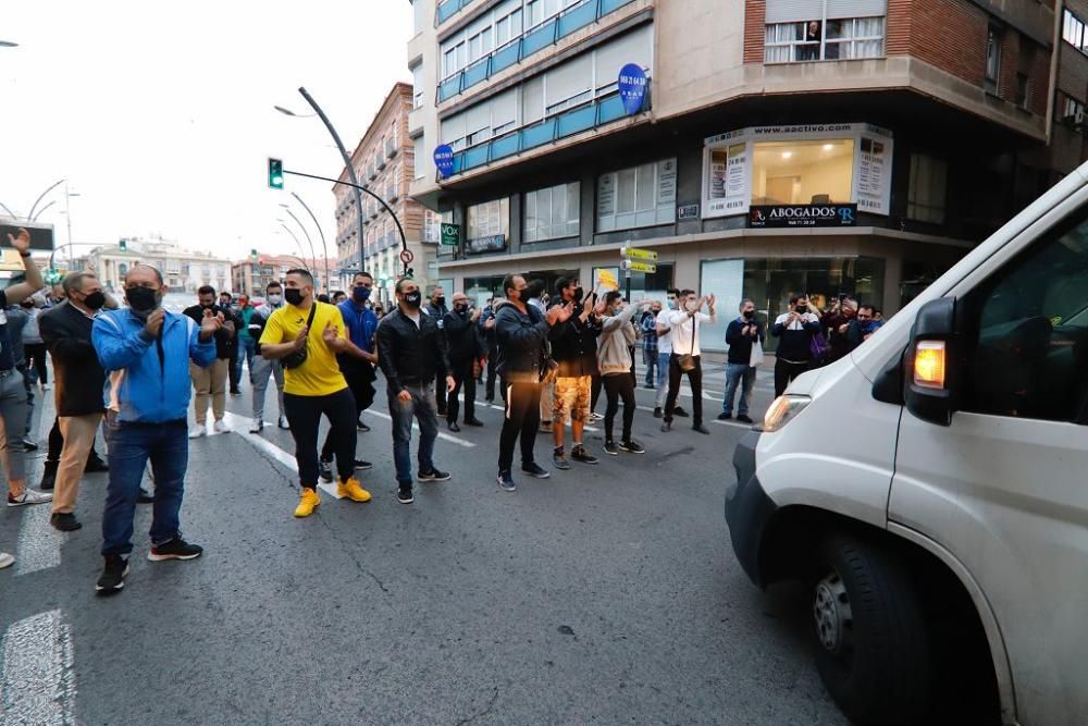 Hosteleros protestan en Murcia