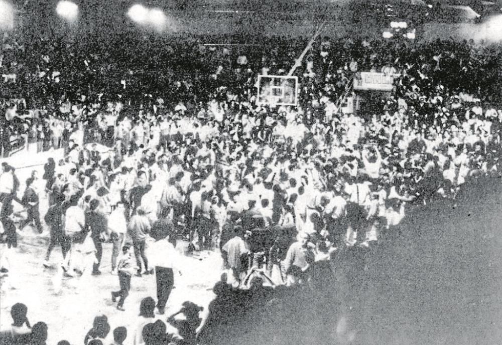 1988 · El Valvi puja a l’ACB en un Palau desbordat