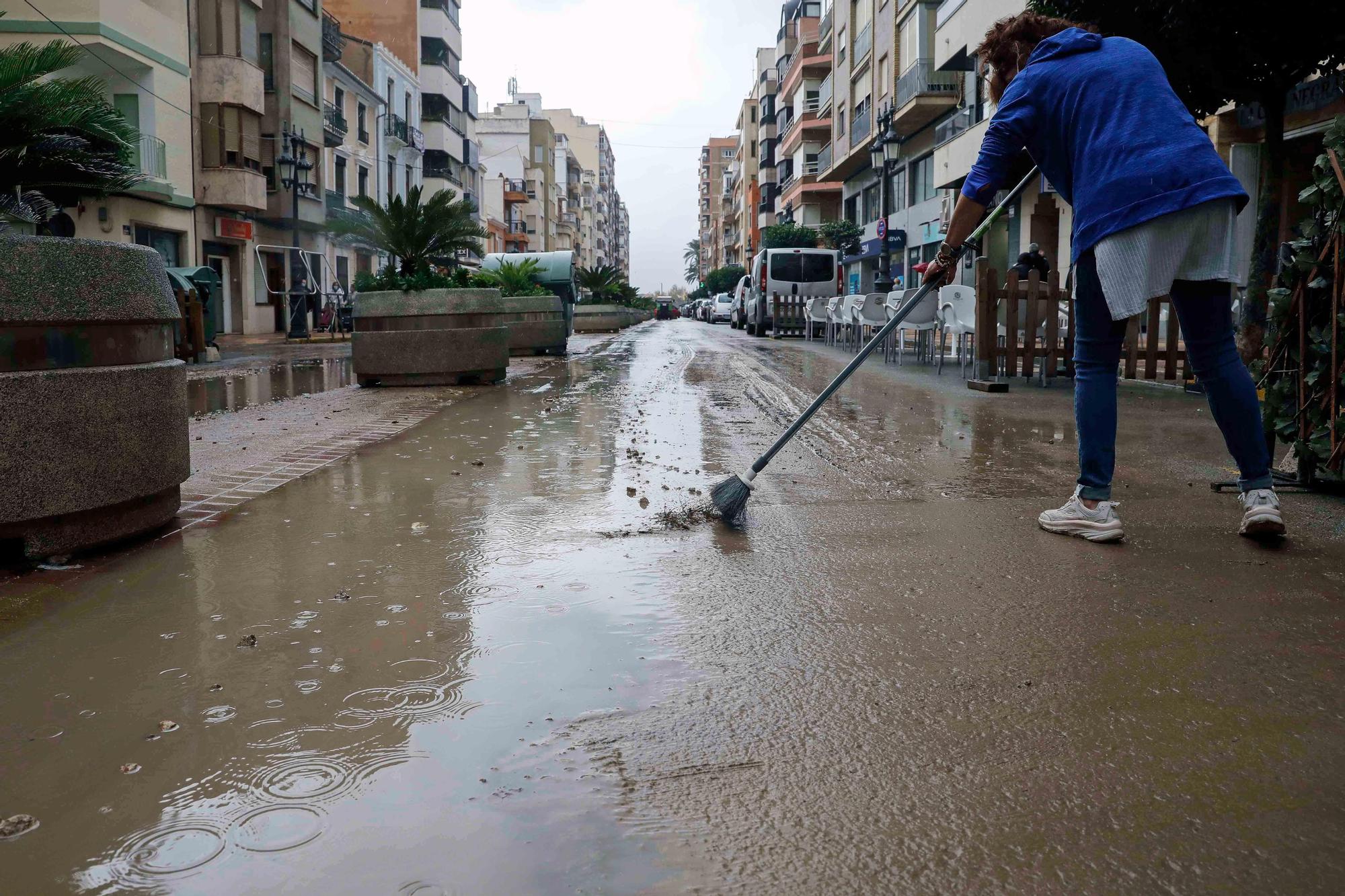 Tormentas en Valencia | Las lluvias torrenciales descargan con fuerza en la Comunitat Valenciana