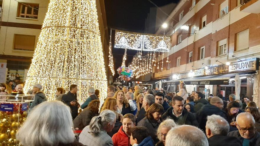 Llanera enciende su Navidad