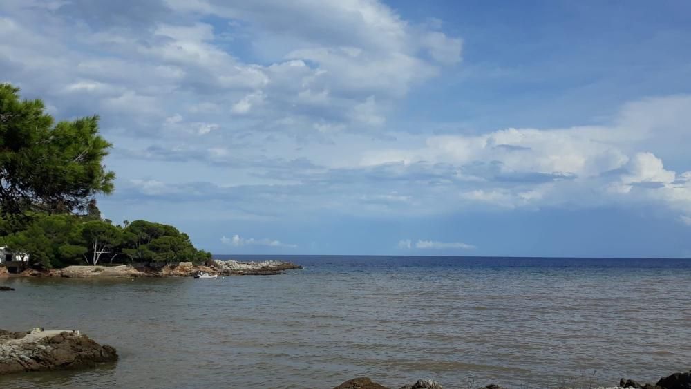 Gewitterregen über dem Gebiet von Cala Ratjada