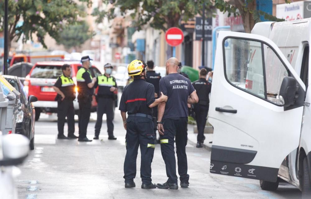 Alerta por fuga de gas en el centro de Alicante.