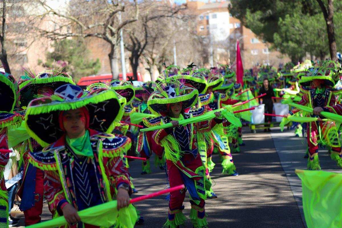 Fotogalería | Valdepasillas se consolida como culmen al Carnaval de Badajoz