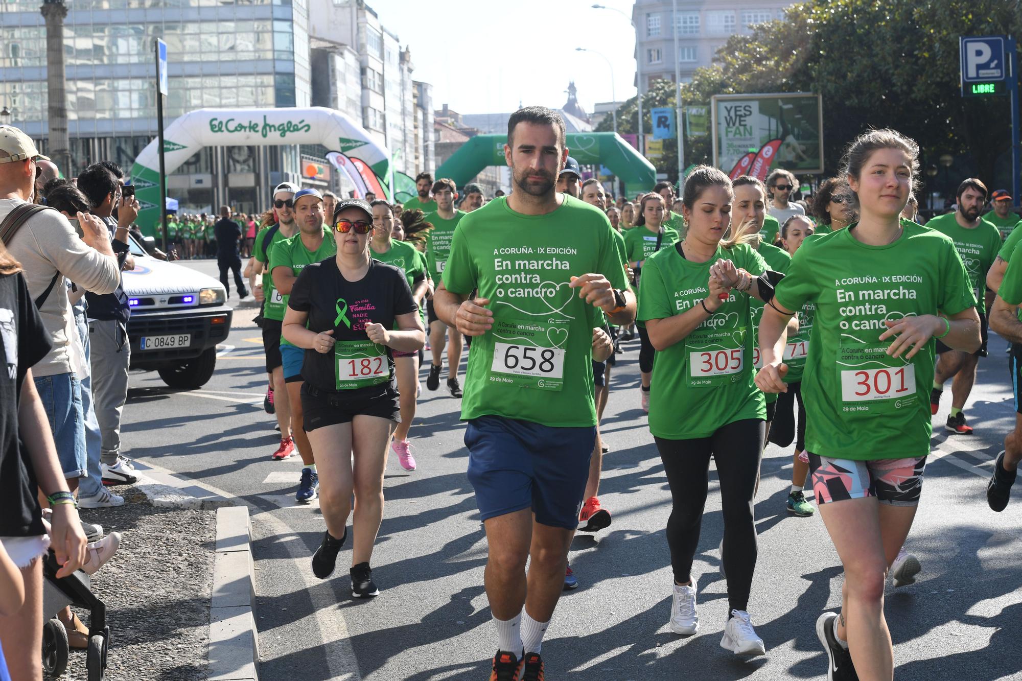 La Carrera contra el Cáncer tiñe de verde la ciudad