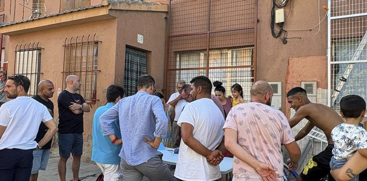 Vecinos y vecinas de Rabiche participan del diseño del parque infantil