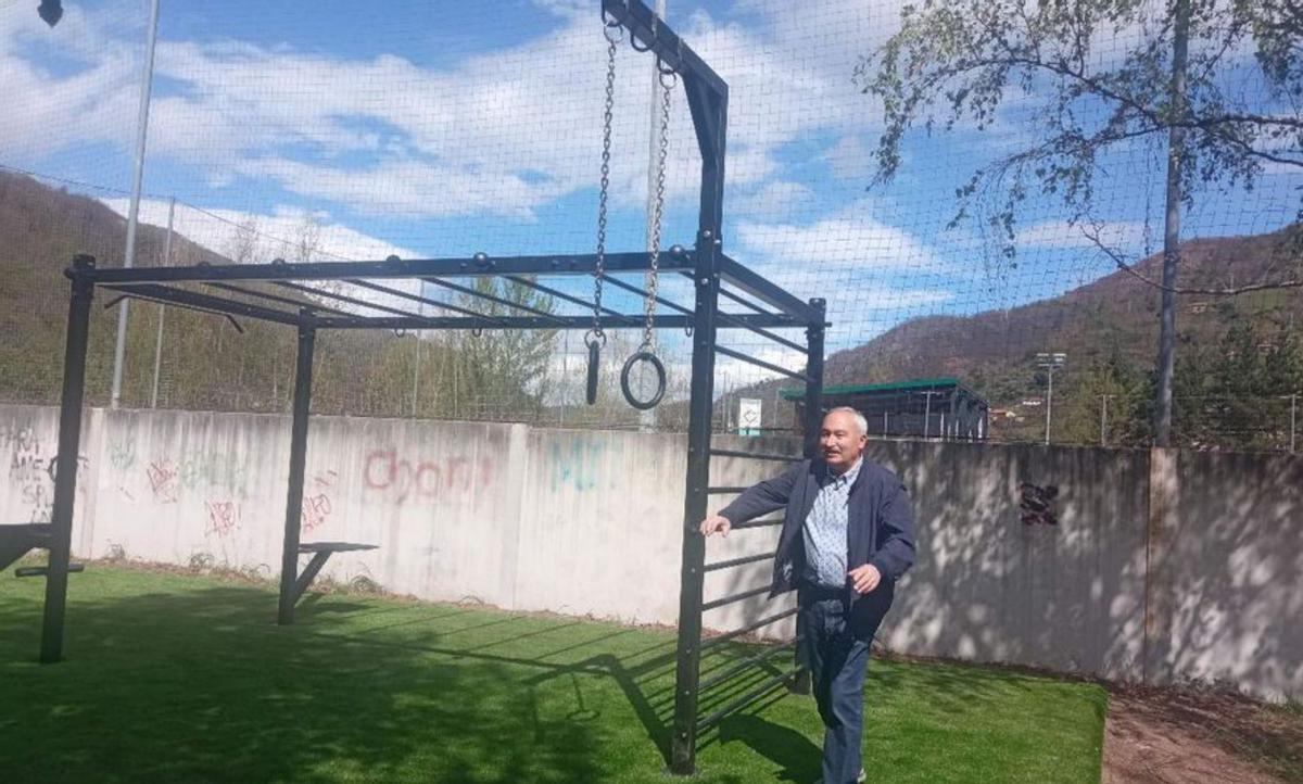 Nuevos aparatos gimnásticos en Aller | CAMPORRO