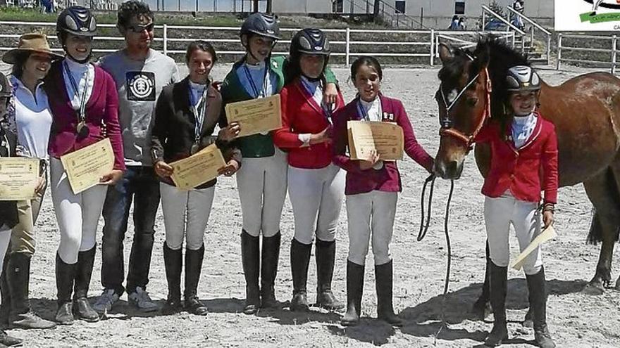 El Club Monfragüe gana 11 medallas en un campeonato