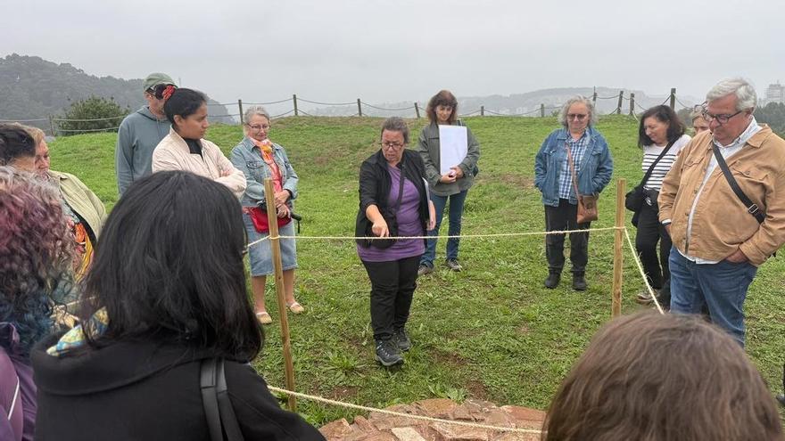 El castillo de Gauzón acerca al público los secretos de la conservación del patrimonio
