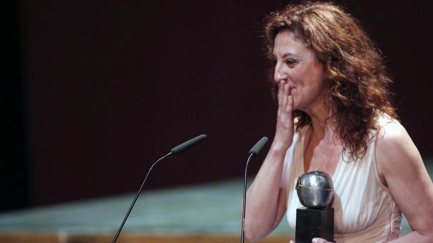 Nuria Mencía, Premio Max a la Mejor Actriz por &quot;La respiración&quot;.