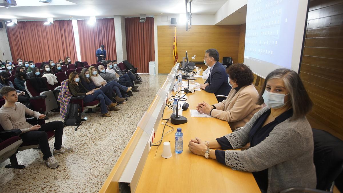 La primera jornada de Girona dedicada a la malaltia, a l’hospital Santa Caterina, divendres.