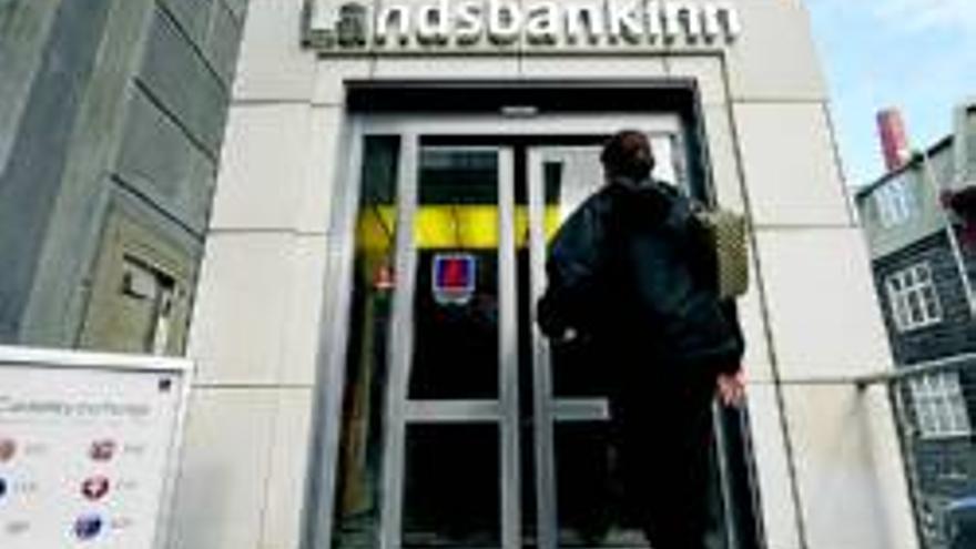 Islandia no pagará al Reino Unido y Holanda por un banco insolvente