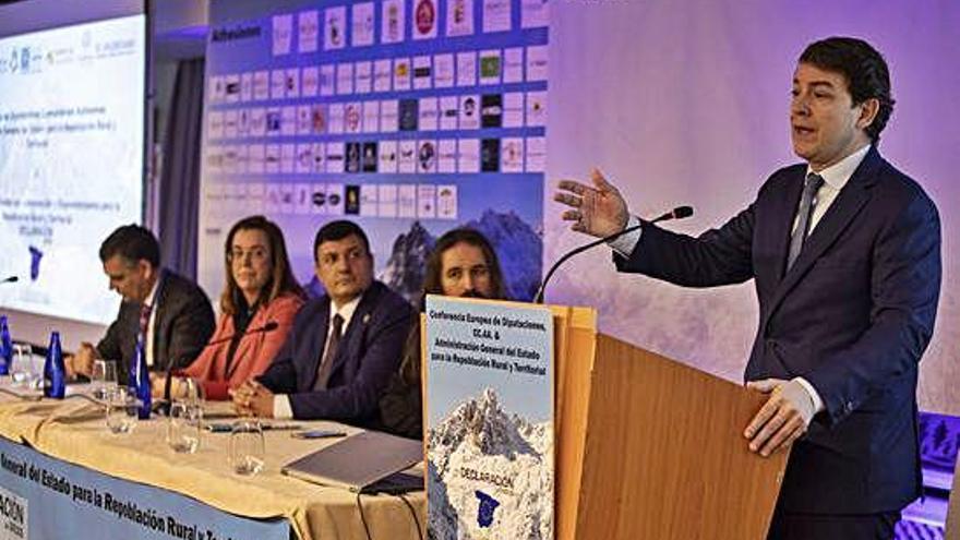 El presidente de la Junta, durante su intervención en la conferencia.