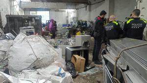 Una actuación policial en una chatarrería de Barcelona en el plan Kanpai de este viernes