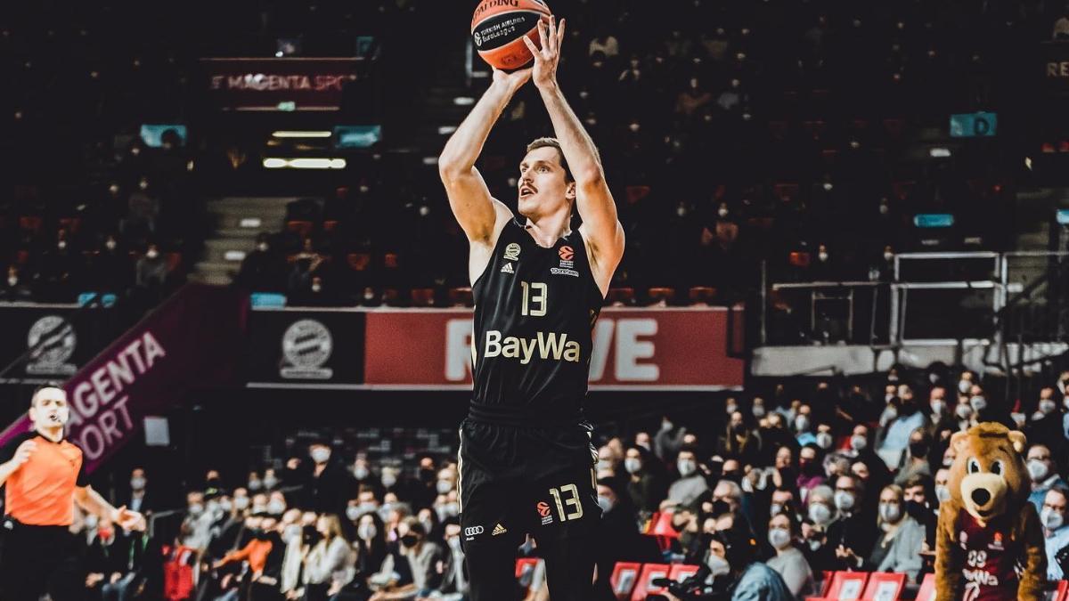 Andreas Obst vive para el triple